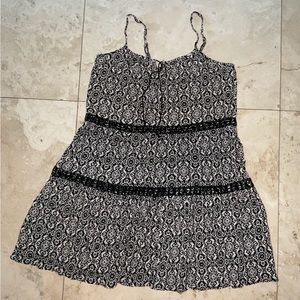 NWT ● Black and White Paisley Sundress